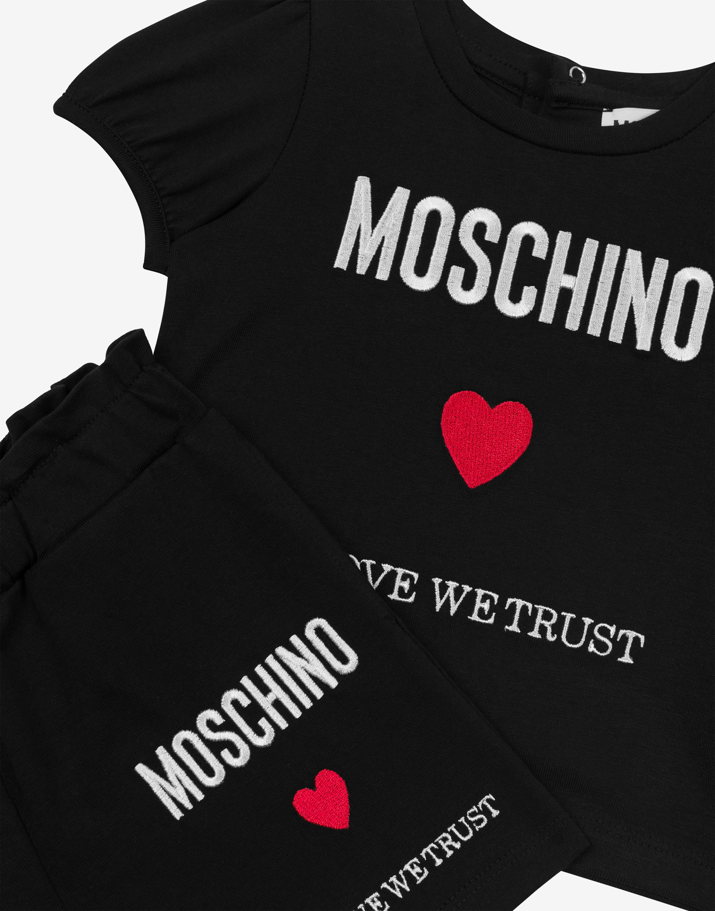 Completo t-shirt e short In Love We Trust 1