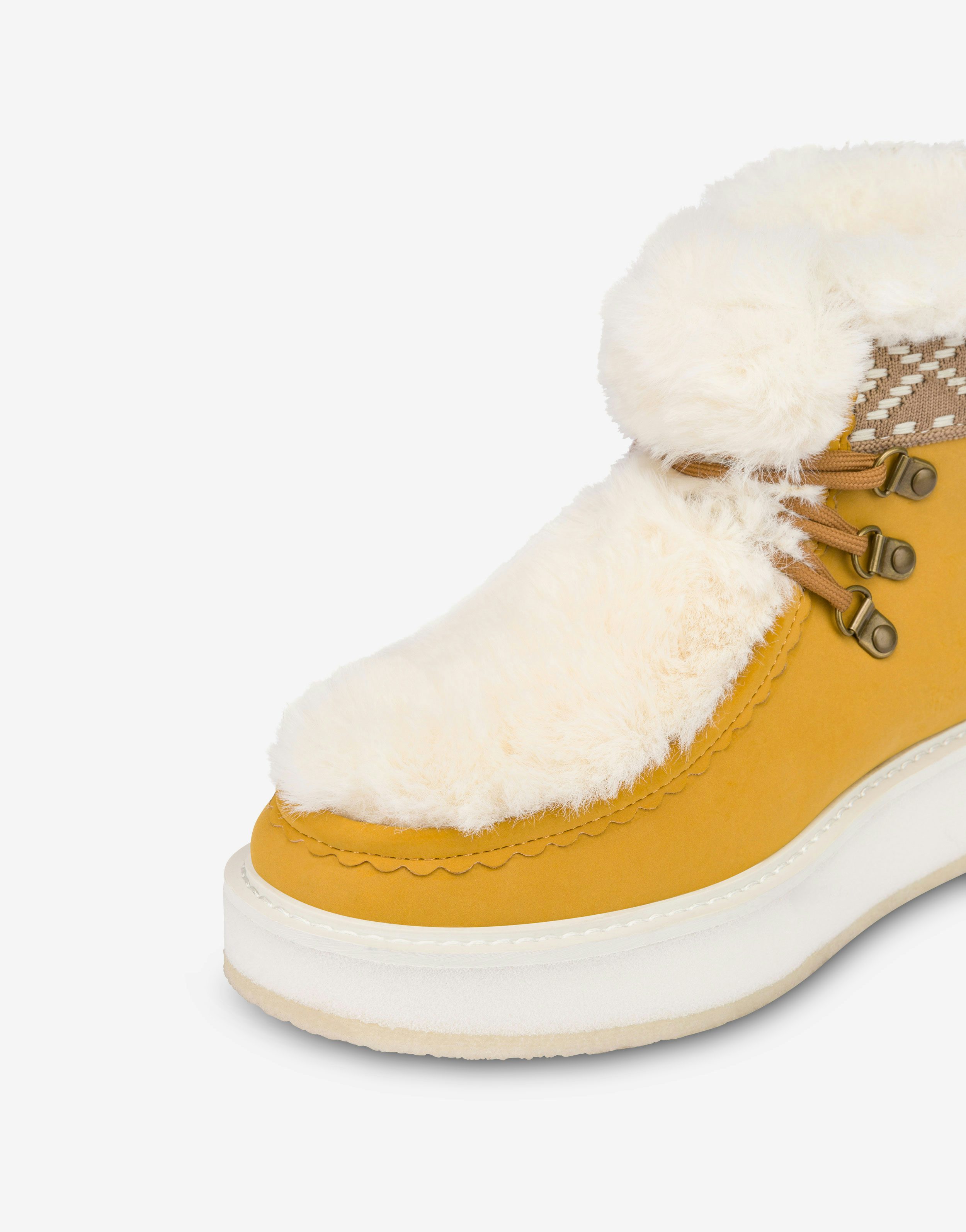 Winter shoes in nabuk Square Love 2